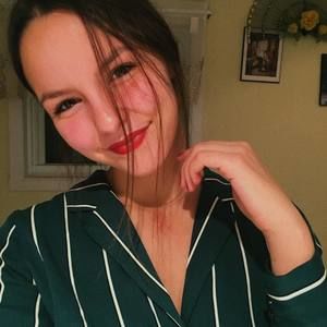 Meet your Posher, Catherine